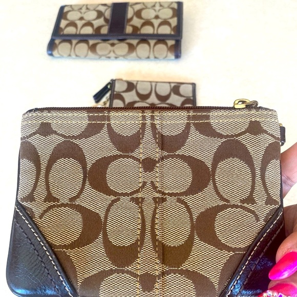 3 Pc: COACH “CC” Canvas & Leather Wallet, Wristlet, & Coin Purse w/Keychain, EUC - Picture 6 of 16